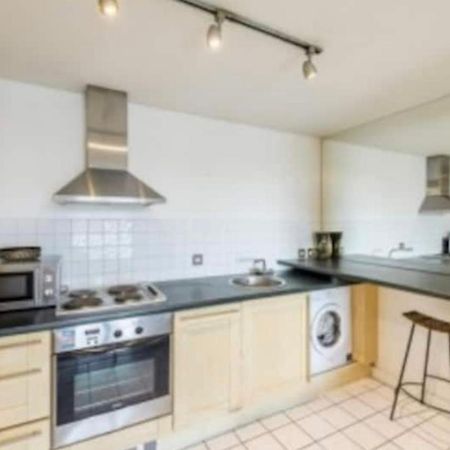 Centrally Located Flat - Battersea Park Road London Eksteriør bilde