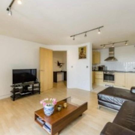 Centrally Located Flat - Battersea Park Road London Eksteriør bilde