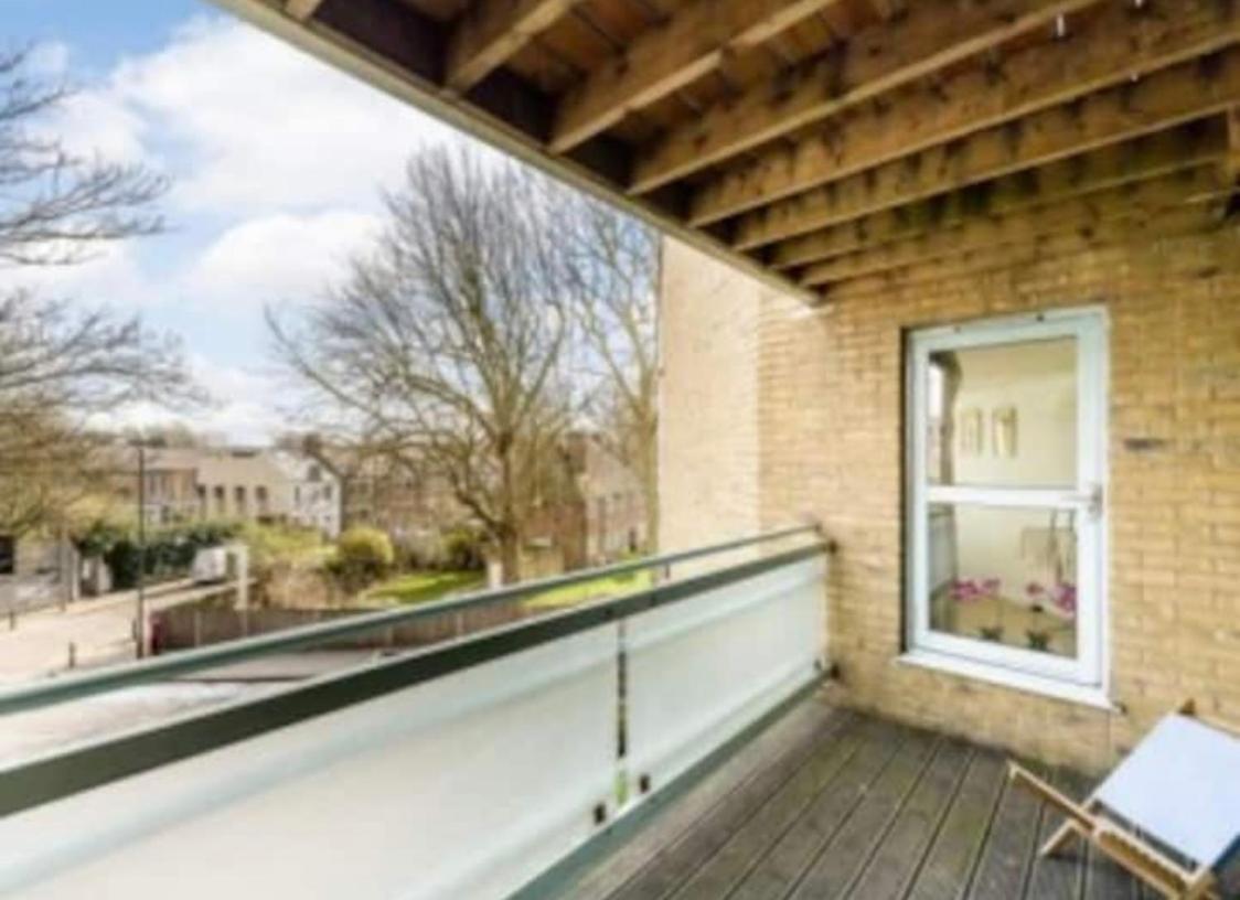 Centrally Located Flat - Battersea Park Road London Eksteriør bilde